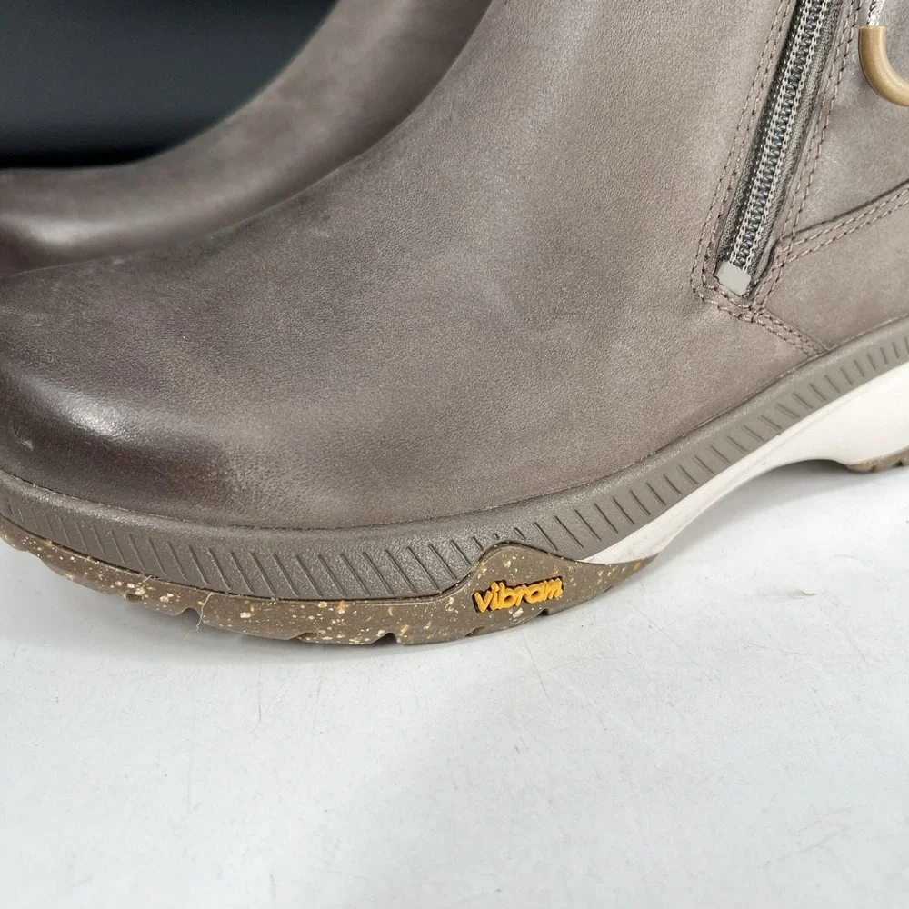 Dansko Margo‎ Waterproof Burnished Morel Brown Boots Size 36 (6.5 - 7) NWOB